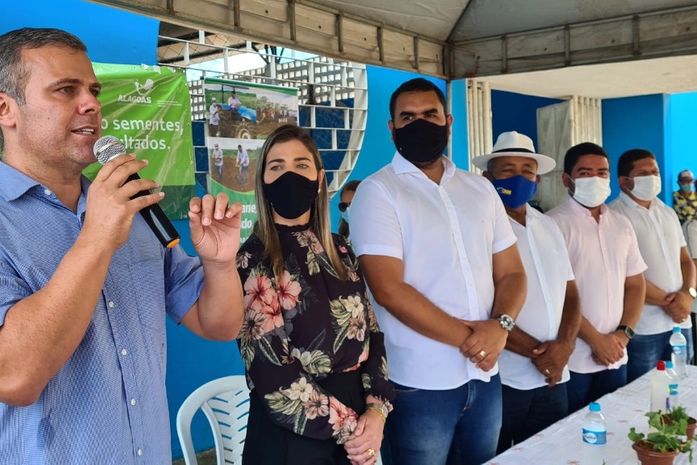 Secretário de Agricultura comemora meta de 100% das entregas de sementes do Planta Alagoas