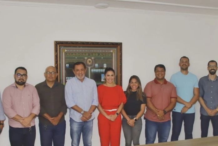 São José da Laje: Prefeita Angela Vanessa se reúne com pastores e representantes das Igrejas e anunciam evento gospel