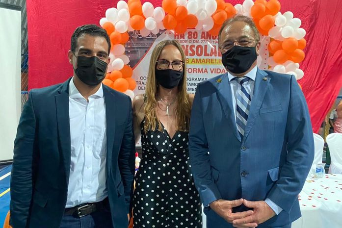 Deputado Galba Novaes recebe menção honrosa da ONG O Consolador