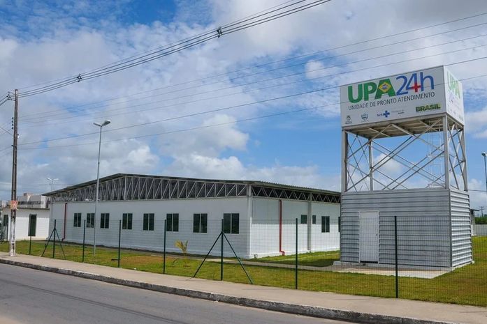 Homem dá entrada na UPA do Benedito Bentes após ser baleado; autoria do crime é desconhecida