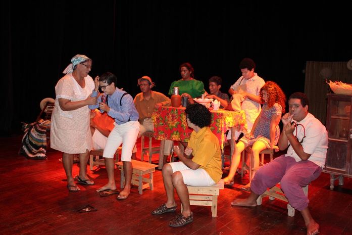 Messias dá um banho de arte e cultura no palco do Teatro Deodoro com premiada Peça Teatral