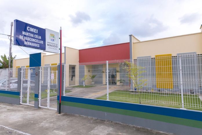 Escolas da rede municipal de Maceió passaram por intervenções na estrutura, reparos, pintura e higienização.