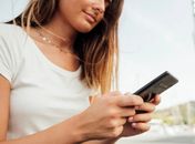 Uso excessivo de telas provoca aumento de DORT/LER entre jovens e adolescentes