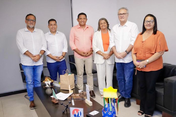 Encontro Político em Maceió define rumos para a Educação em Palmeira