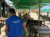Quatro estabelecimentos são autuados na Praia do Francês por cobranças indevidas e irregularidades