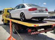Carro sendo apreendido na manhã desta quarta-feira
