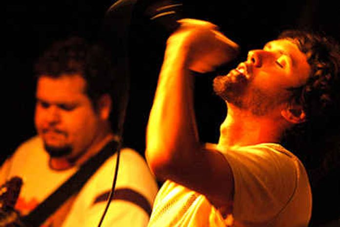 Wado mantém a fórmula e garante sucesso em novo álbum