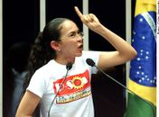 PSOL adia decisão da candidatura de Heloísa Helena para outubro