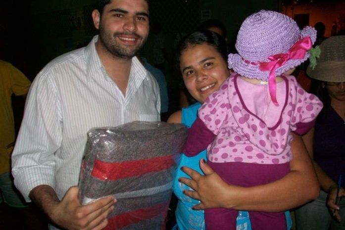 população feliz com o trabalho que vem sendo realizado em Mata Grande.