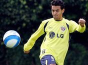 Lesionado, volante é cortado da Seleção Brasileira por Dunga