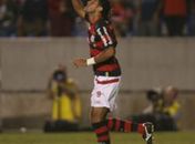 Alagoano desencanta e leva Flamengo para vitória