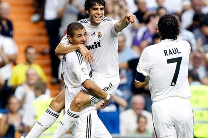Mesmo sem marcar, Kaká rege o Real Madrid na vitória sobre o La Coruña