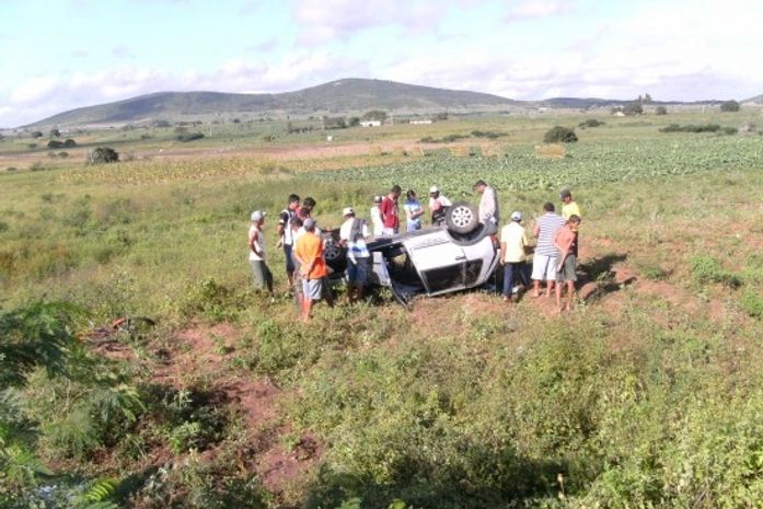 Grave acidente na rodovia AL-220 deixa funcionários do Banco do Nordeste feridos