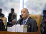 Morre o ministro do STF Carlos Alberto Menezes Direito