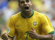 Sem modéstia, Adriano diz que sua escalação preocuparia hermanos