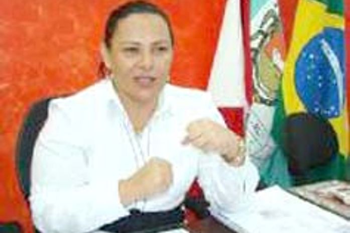Prefeita Sânia pretende construir mil casas em Anadia