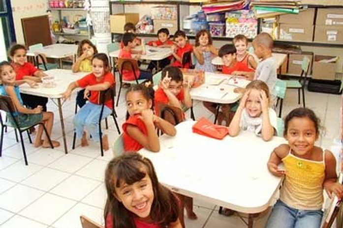 Municípios terão que contratar mais professores