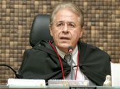 Desembargador não concluiu pedido de intervenção na ALE
