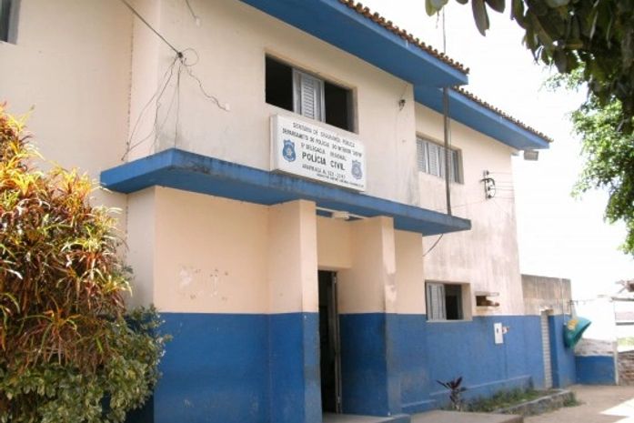 Arapiraca: Homem é preso após espancar esposa e filha com chibata de couro