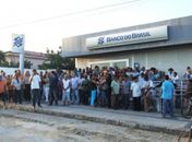 Comunidade de Cacimbinhas protesta contra fechamento da agência do BB
