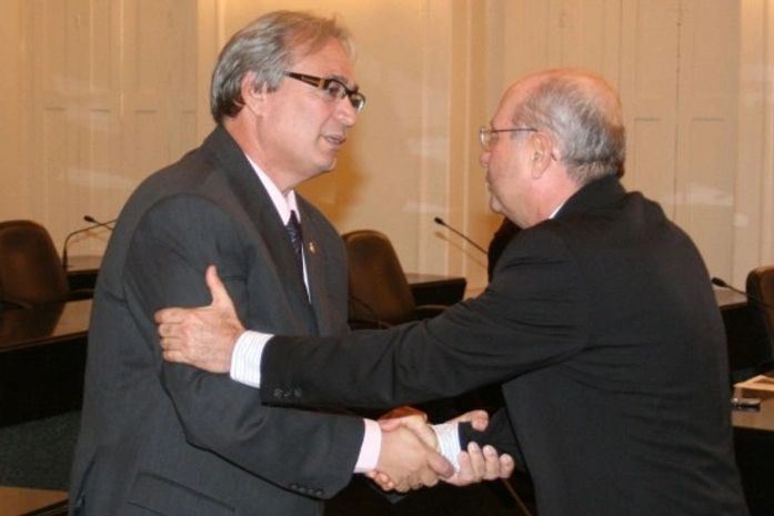 Ex-prefeito de Campo Alegre assume vaga na ALE