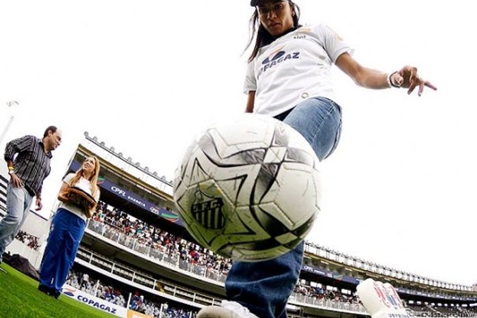 Técnico das Sereias e da seleção afirma: Marta é a melhor de todos os tempos