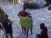 'Estou voltando para casa. Isso vai passar', disse italiano preso após beijar a filha de 8 anos