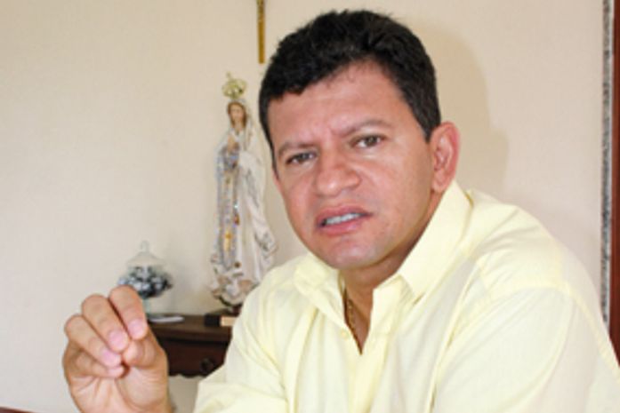 "Nós prefeitos estamos apertados diante as reduções do FPM", disse o aflito Marcos Madeira