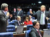 Renan e Arthur Virgílio protagonizam novo bate-boca no Senado
