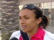 Santos faz 10x0 na estréia de Marta