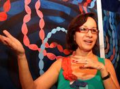 Exposição: As cores que ganham vida