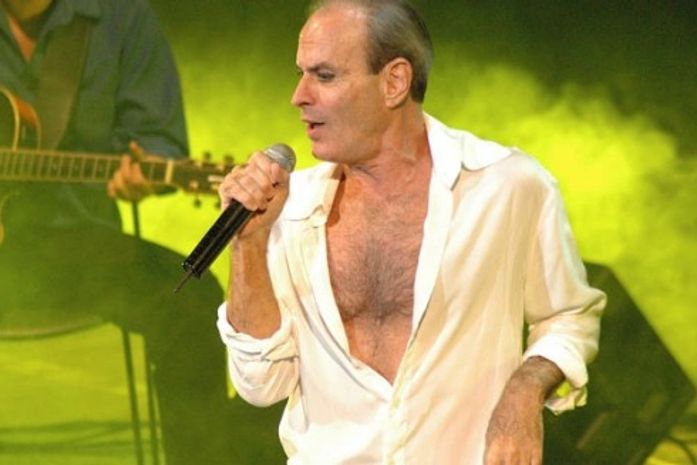 Ney Matogrosso: Data do show passa para o dia 09 de outubro