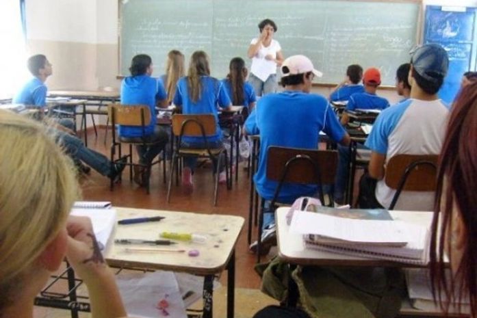 IBGE: Alagoas é o local onde o estudante fica menos tempo na escola em todo o Brasil