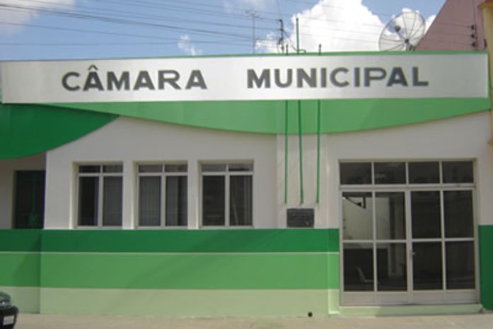 Vereadores de Arapiraca pedem saída de Rubim