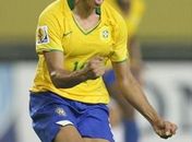 Alagoana Marta não pensa em renovar com o Santos