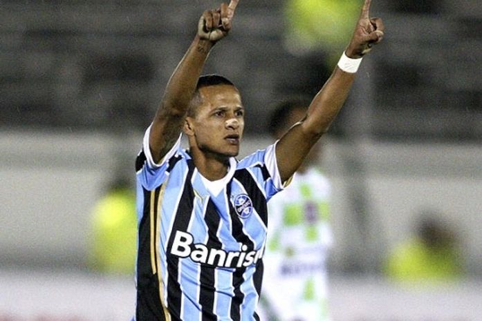 Alagoano Souza é direto: derrota para o Goiás tira chance de título