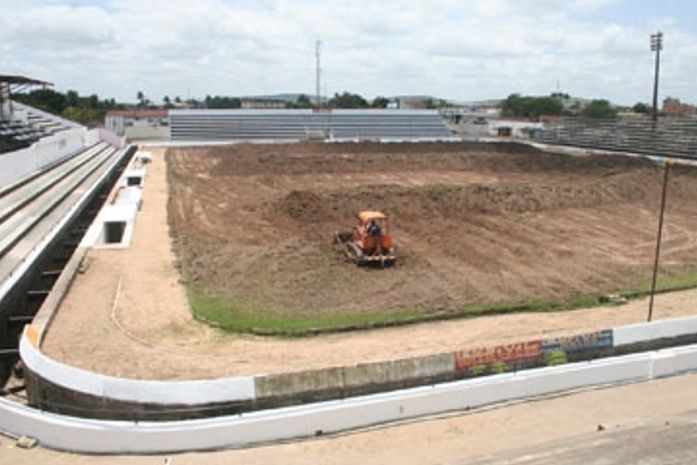 Prefeitura de Arapiraca anuncia mais R$1.5 milhão para reforma no Coaracy