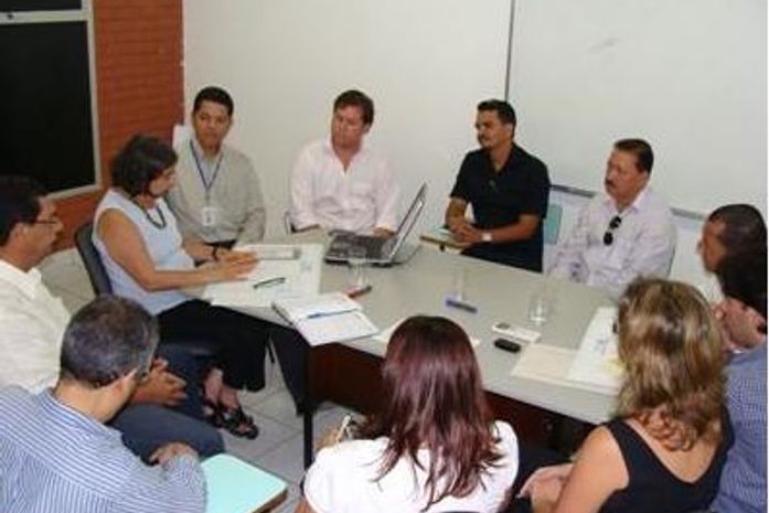 Reunião sobre resíduos sólidos com municípios de Litoral Sul de Alagoas
