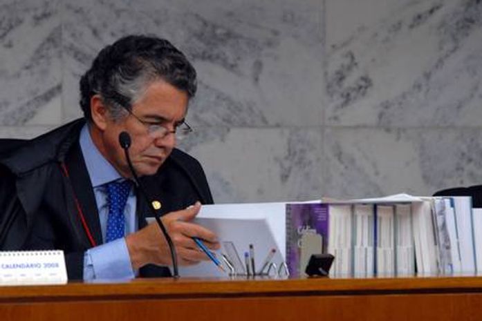 Ministro culpa PGR e PF por falta de condenações de autoridades no STF