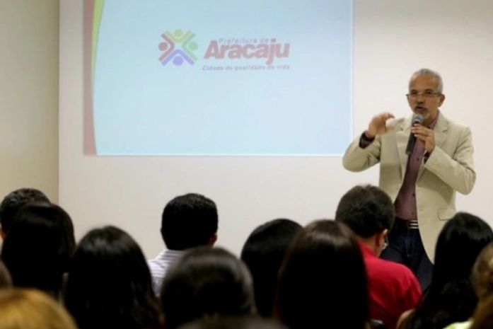 Prefeitura de Aracaju anuncia concurso público