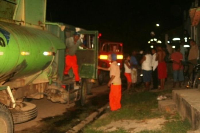 Curto-circuito provoca incêndio e destroe casa em Penedo