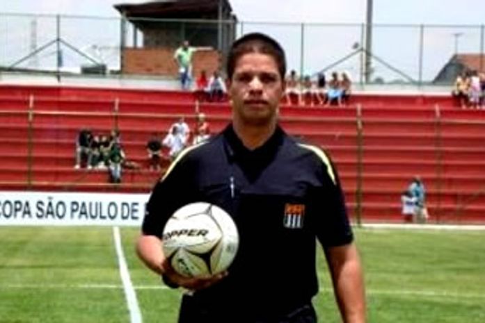 Arbitro alagoano se destaca em partida da Série A do Brasileirão