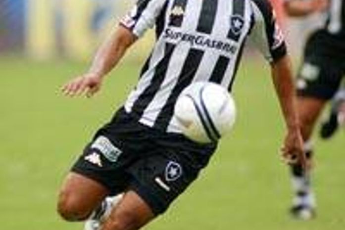 Atacante pode retornar ao Botafogo