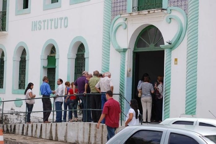 Jovem é encontrado morto com mãos amarradas e sinais de enforcamento