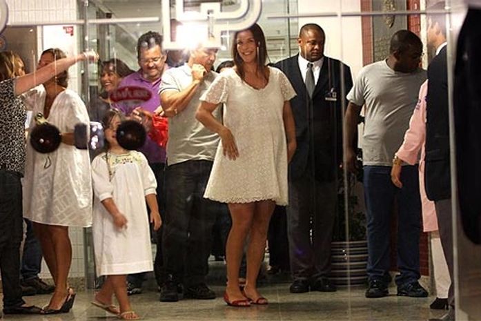 Nasce Marcelo, primeiro filho de Ivete Sangalo