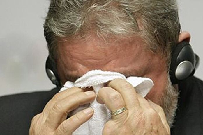 Lula desconsidera custos para Rio-2016 e nega preterir problemas sociais