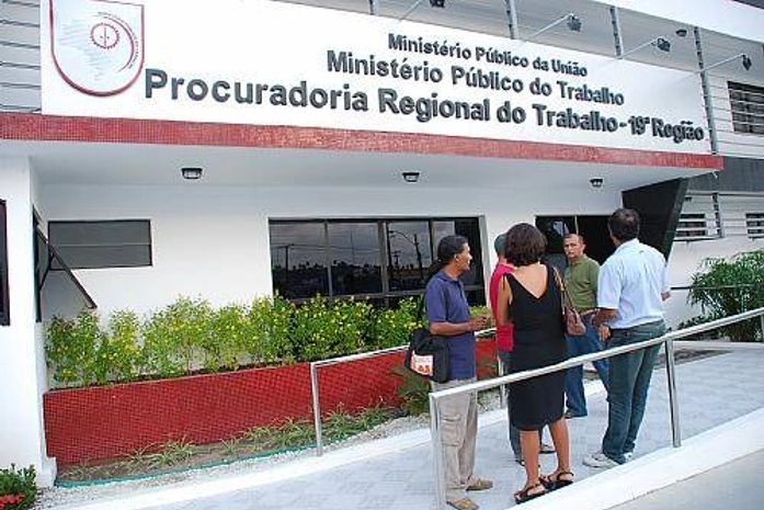 MPT convoca prefeito de Marechal Deodoro para audiência no caso de caseiro