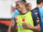 Entrada de Aloísio é aprovada por companheiros