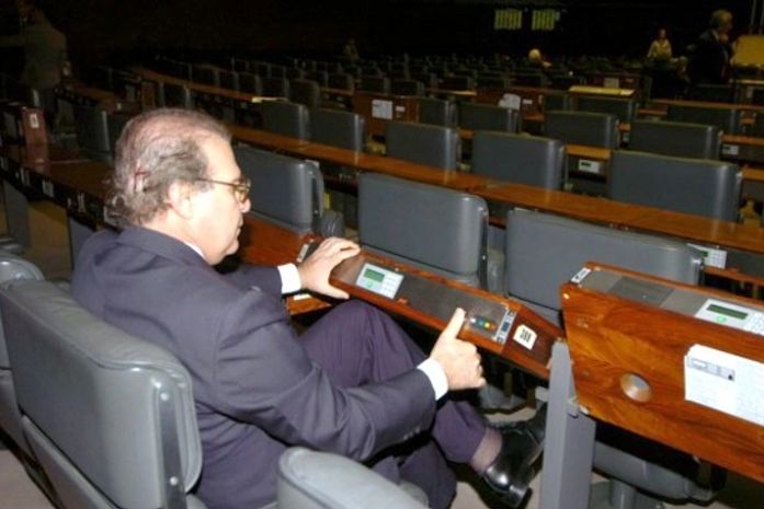 Dois deputados federais alagoanos nunca discursaram em plenário