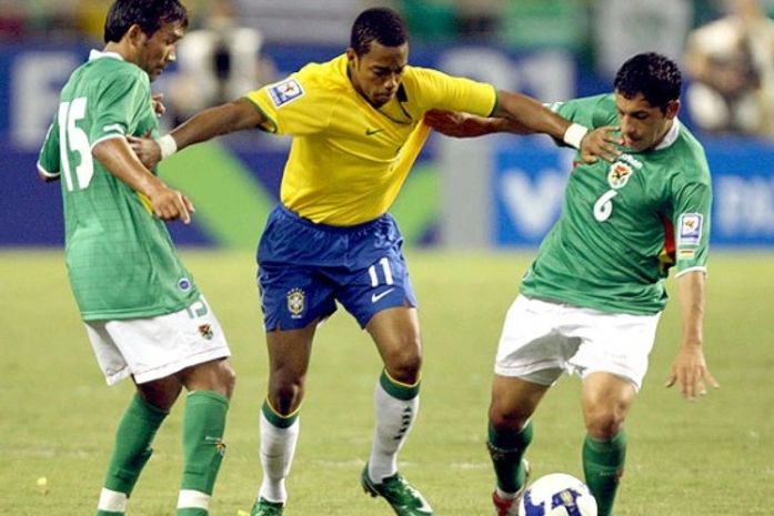 Brasil tenta primeira vitória na altitude